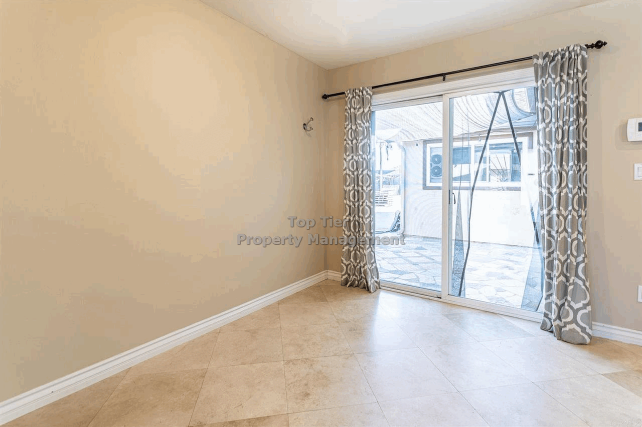 2257 Montemar Ave - Photo 5 of 16