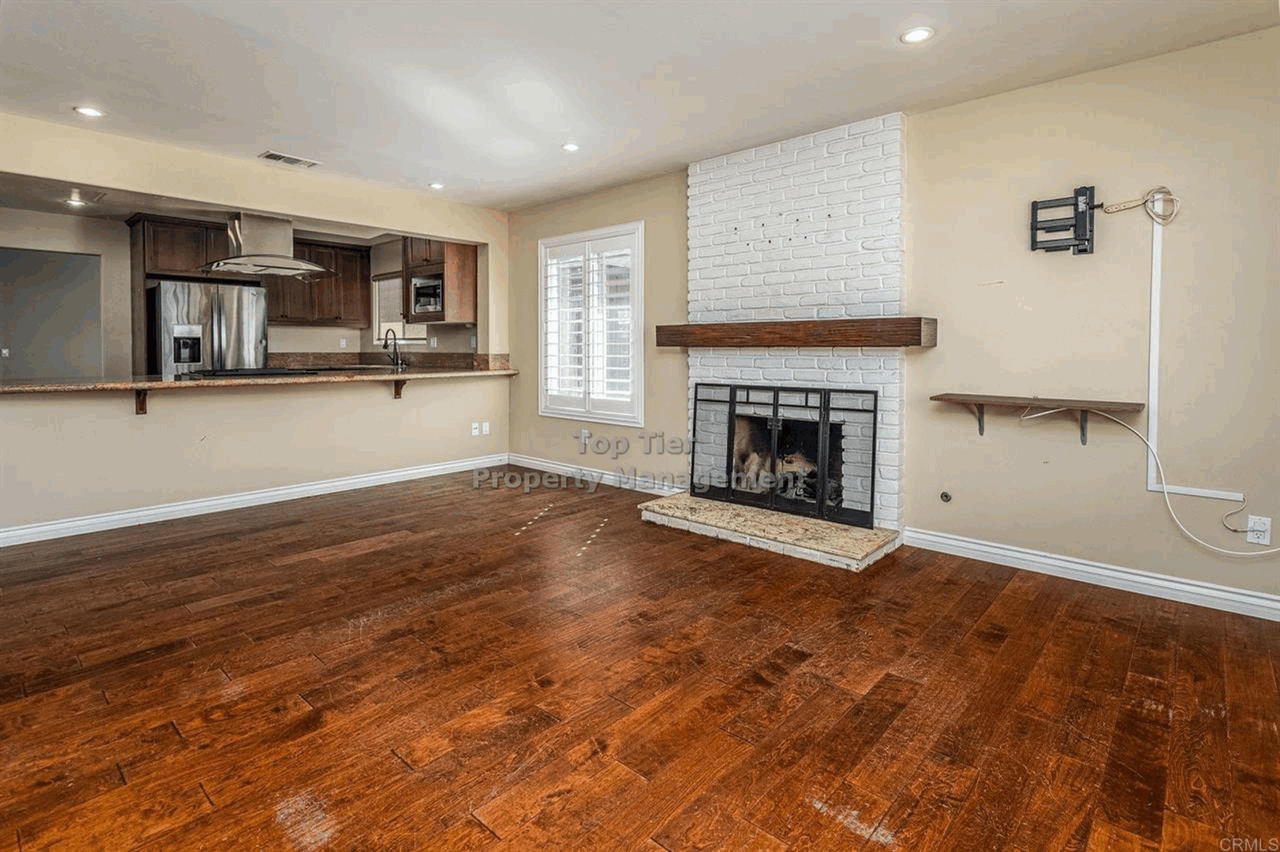 2257 Montemar Ave - Photo 7 of 16