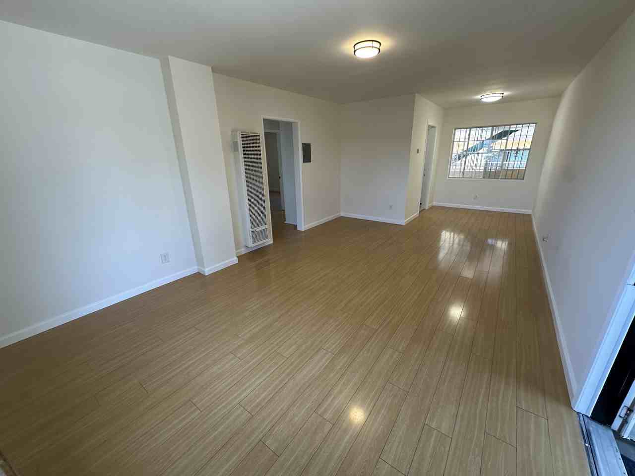 223 E BURBANK BLVDAPT 202 #202 - Photo 2 of 36
