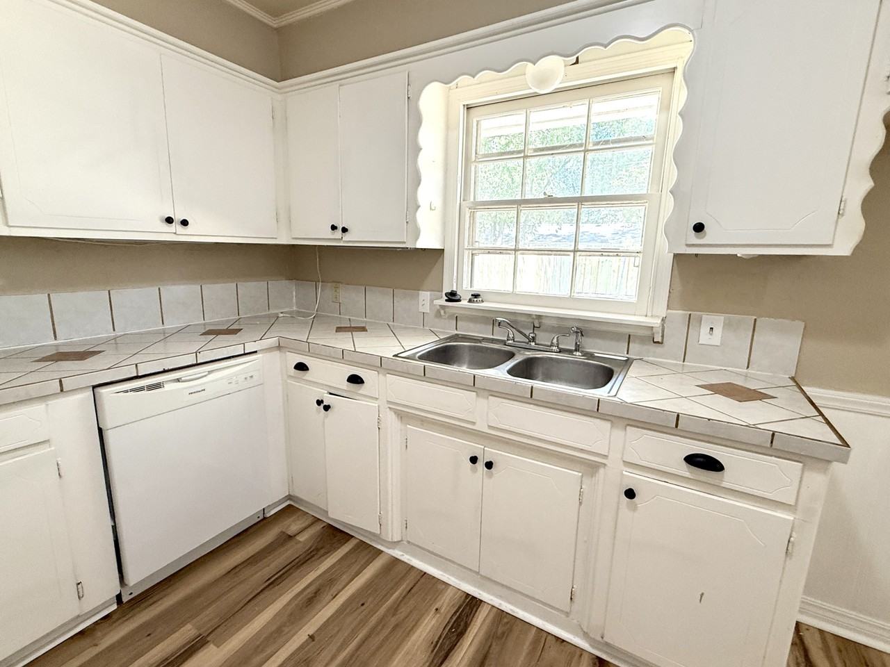 1730 Salisbury St #1 - Photo 4 of 30