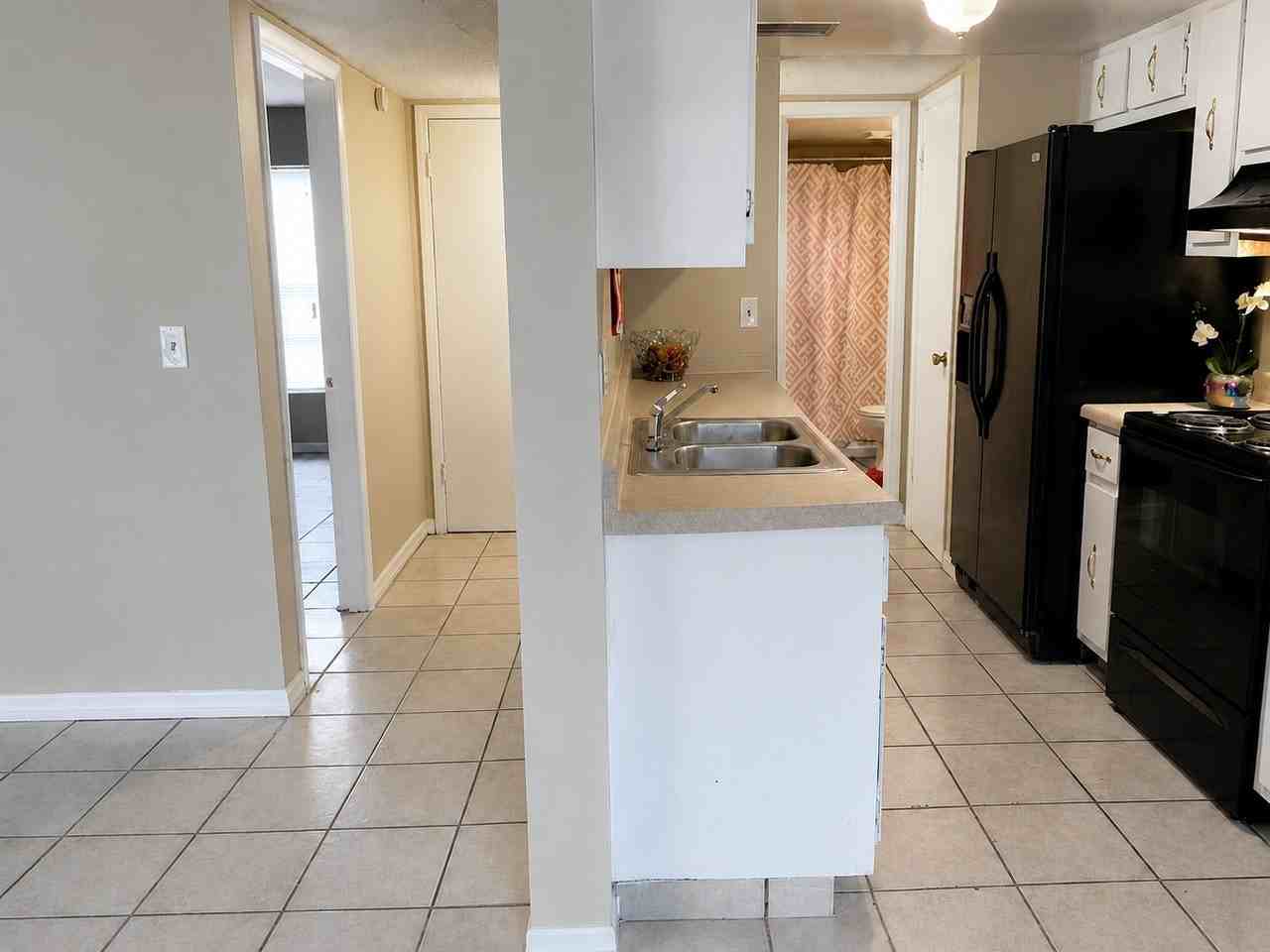5226 Curry Ford Rd #313 - Photo 3 of 7