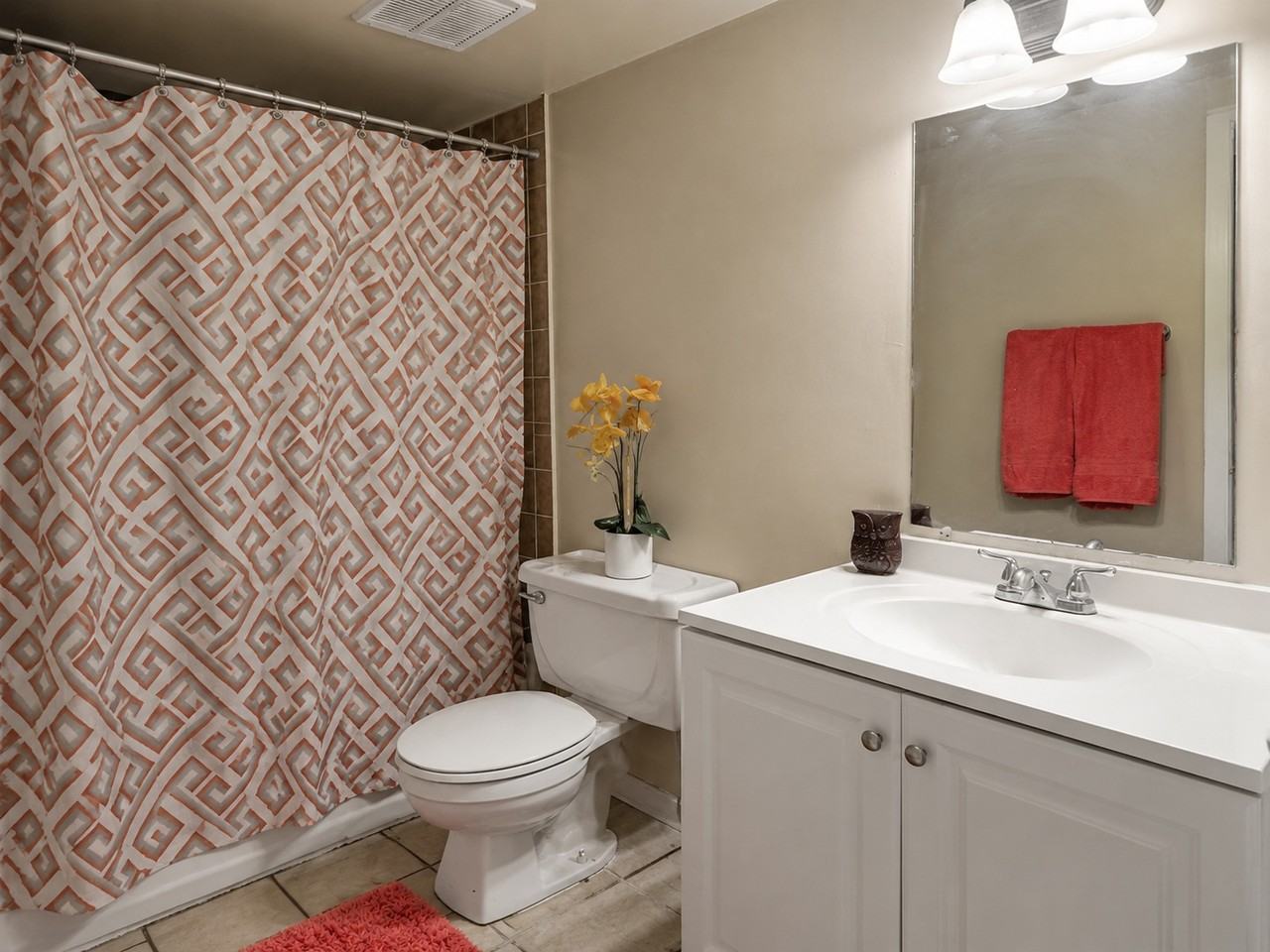 5226 Curry Ford Rd #313 - Photo 6 of 7
