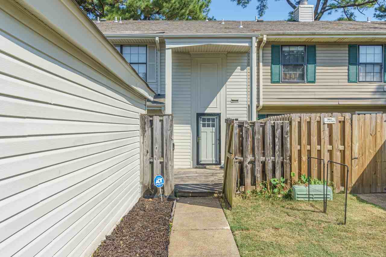 6730 Racquet Club Dr #1 - Photo 3 of 29