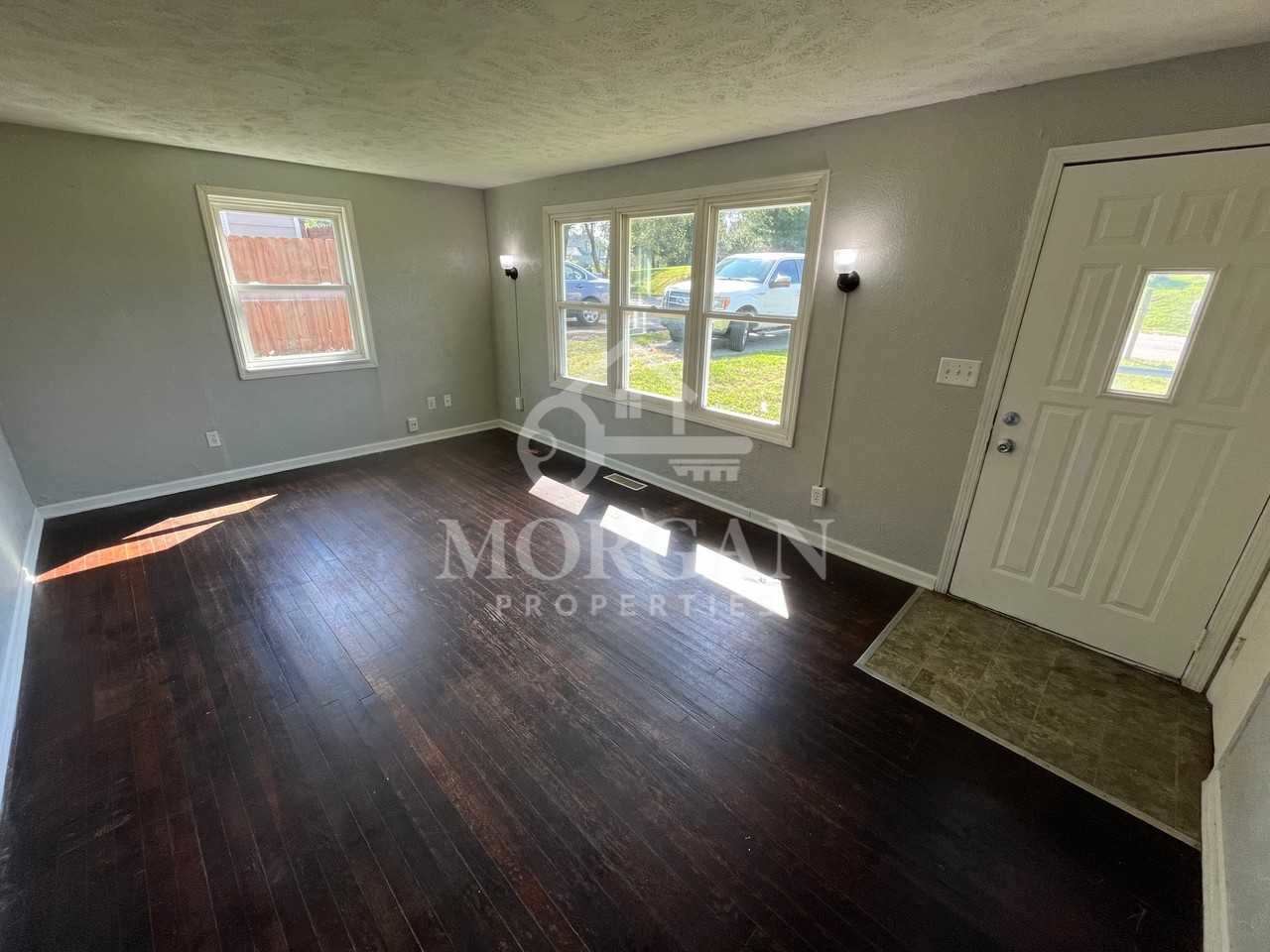 4214 E Lynn St #1 - Photo 2 of 6