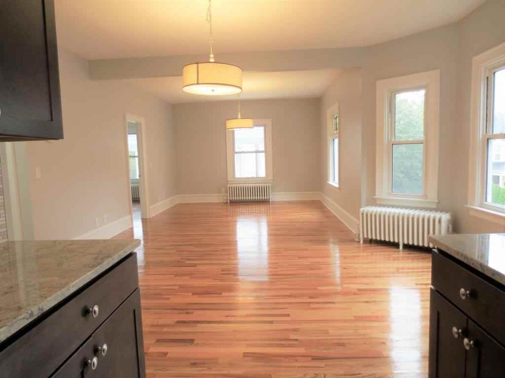 678 Hanover St - Photo 5 of 10