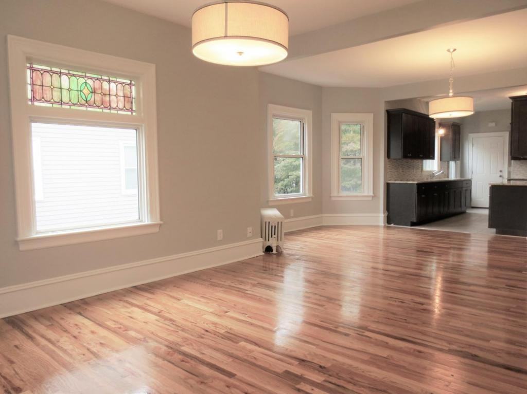678 Hanover St - Photo 7 of 10