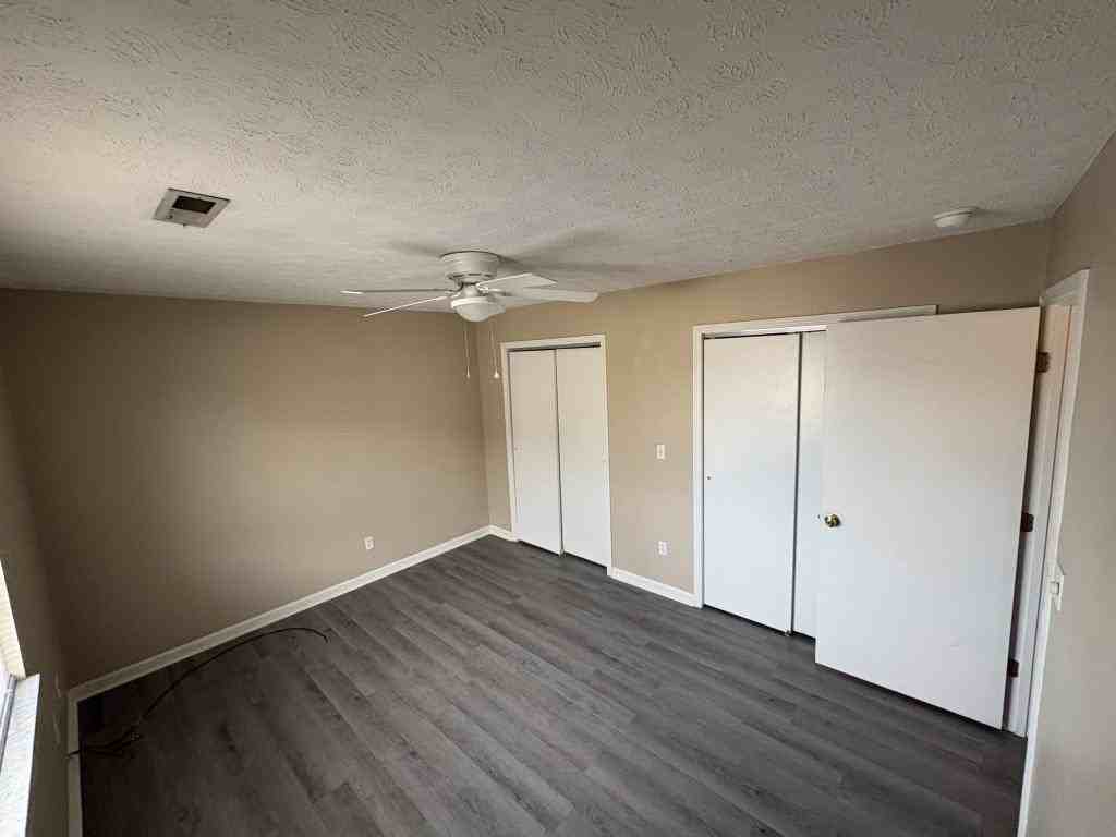1515 Walnut St - Photo 2 of 7