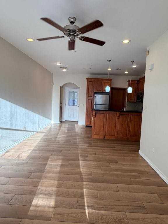 401 S 49th St - Photo 2 of 17