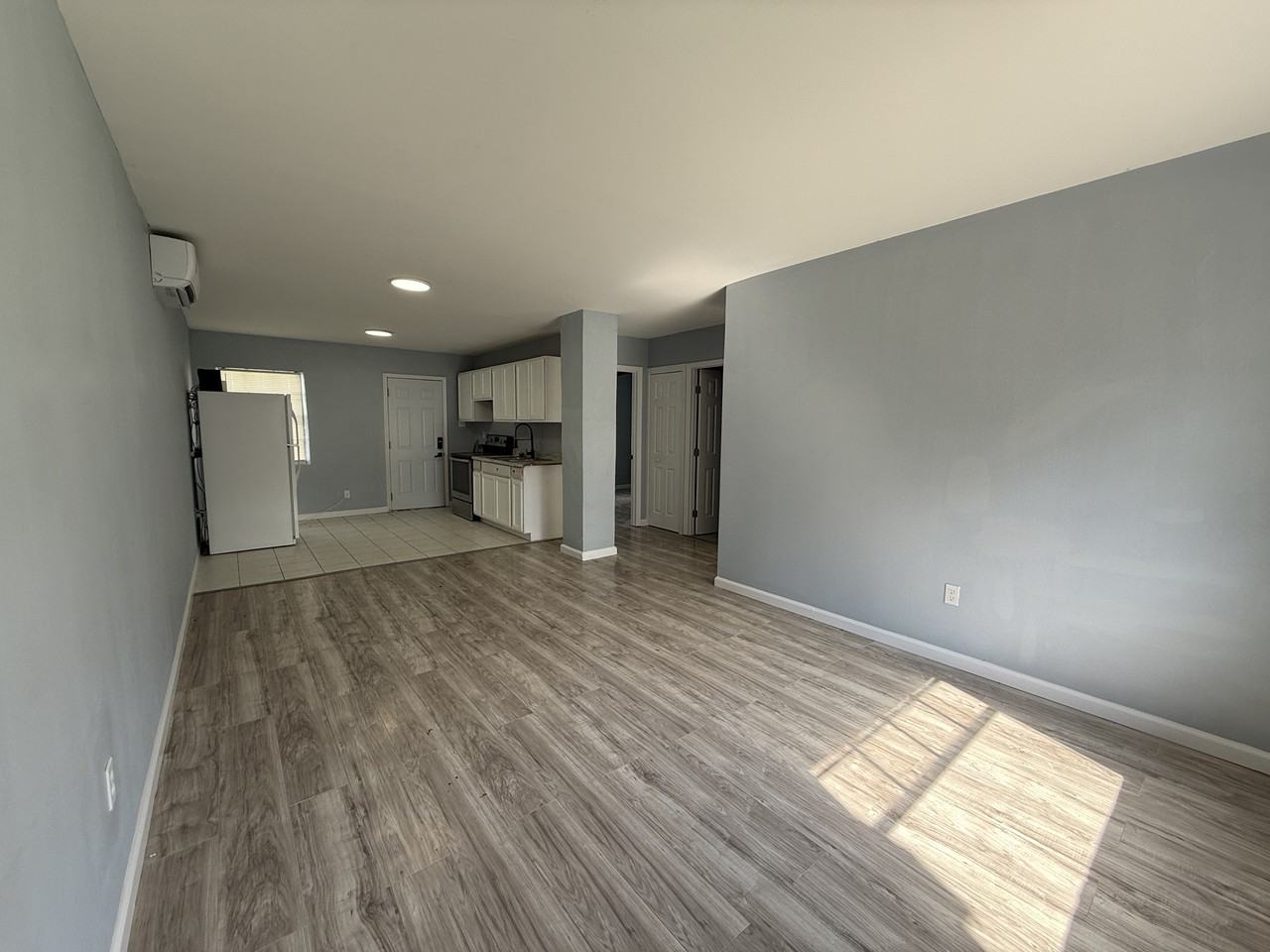 3408 East Doctor Martin Luther King Junior Boulevard #4 - Photo 3 of 12