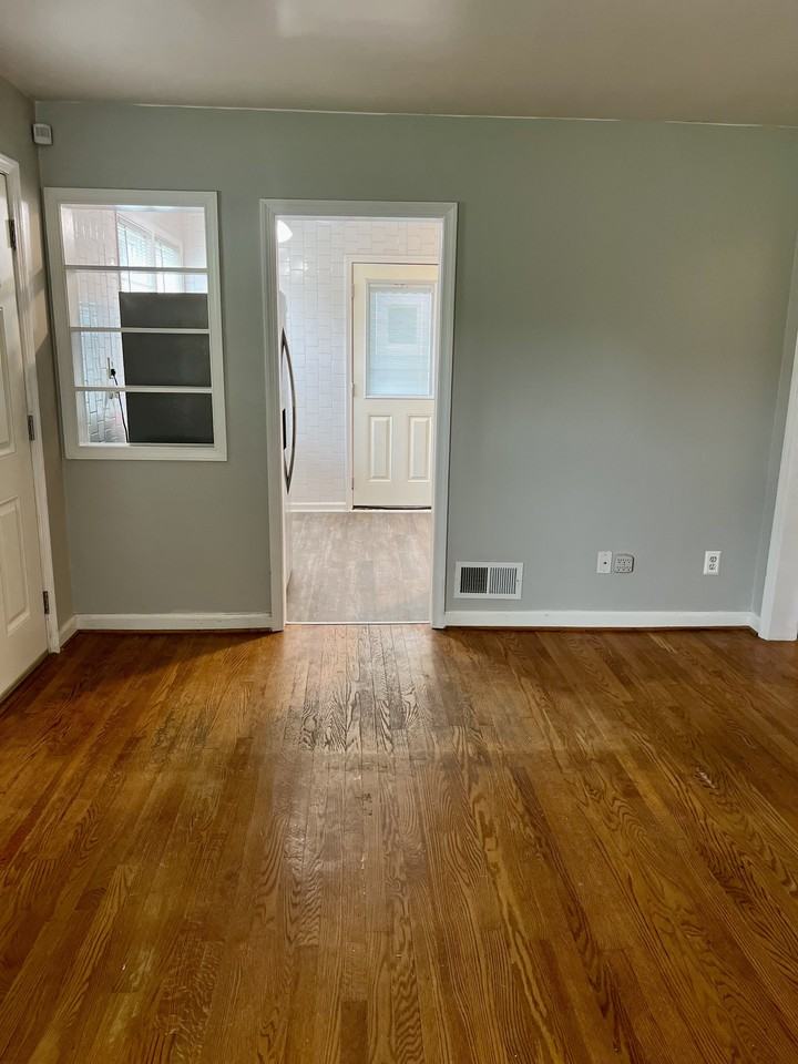 5701 Carter Ave - Photo 5 of 40