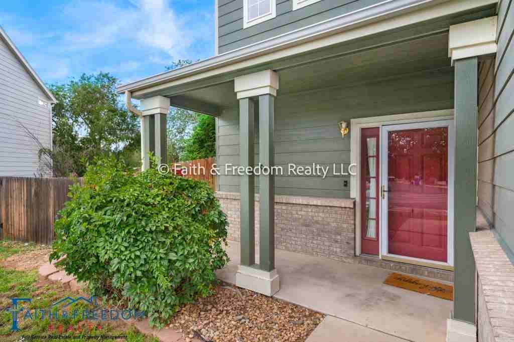 5249 Mountain Air Cir - Photo 2 of 20