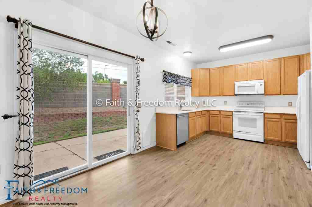 5249 Mountain Air Cir - Photo 6 of 20
