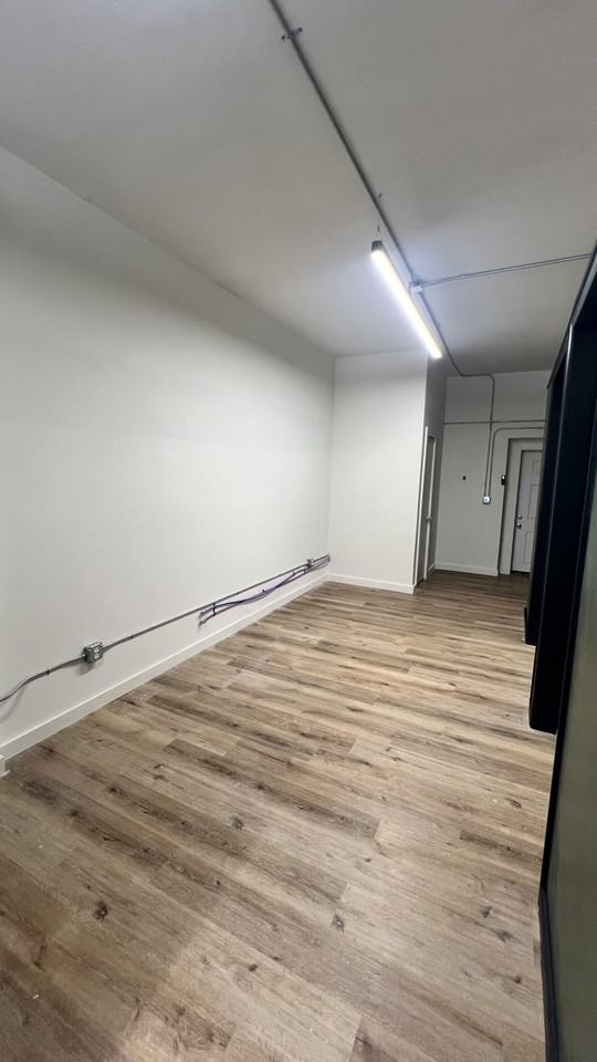 3035 N Main St #1 - Photo 5 of 11