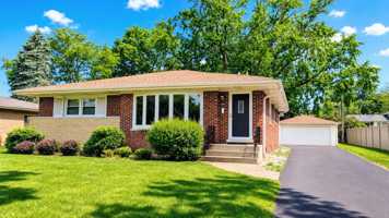 featured image of 736 N Wilshire Ln #1
