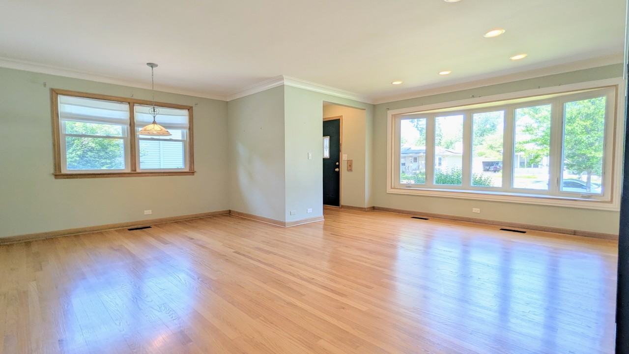 736 N Wilshire Ln #1 - Photo 3 of 14