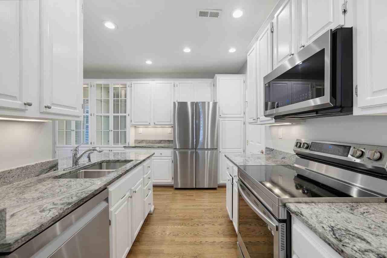 761 Bishops Park Dr #201 - Photo 3 of 31