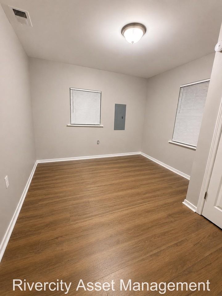 2146 Hunter Ave #1 - Photo 6 of 8
