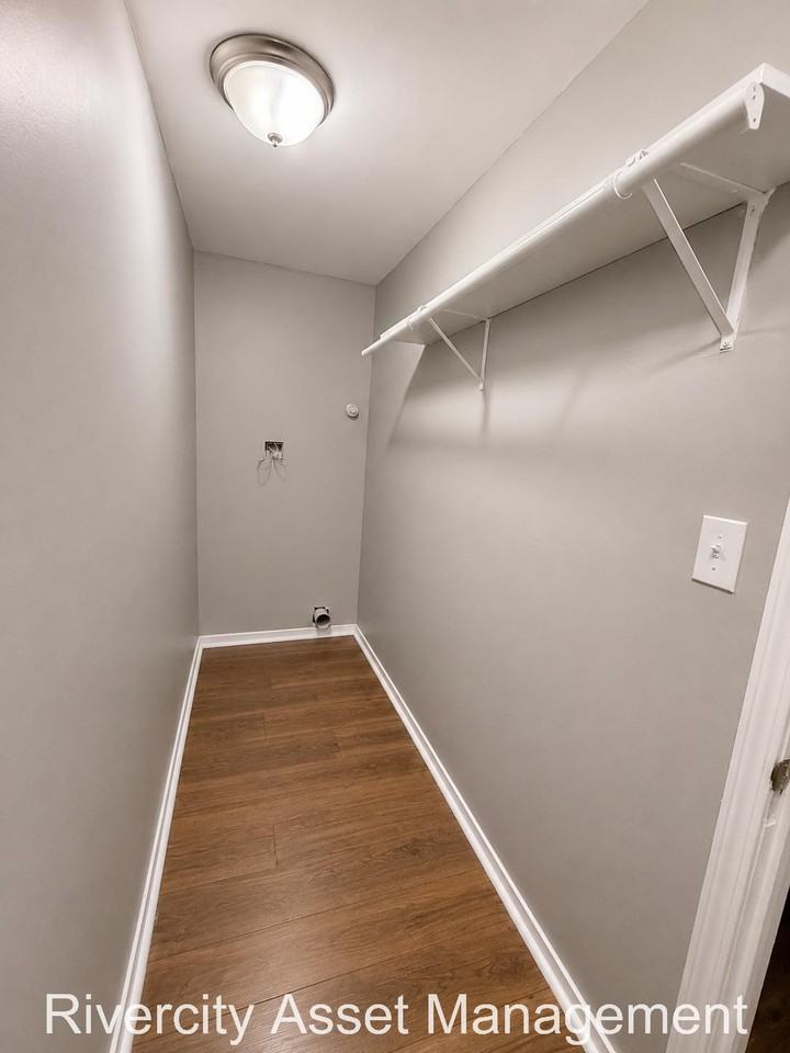 2146 Hunter Ave #1 - Photo 7 of 8