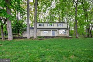 featured image of 4928 Edgewood Rd #1