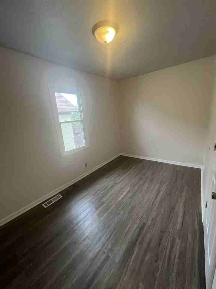 93 Atwater St #1 - Photo 7 of 9