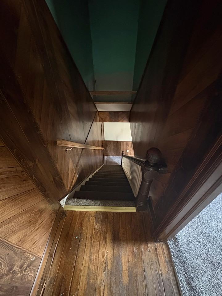 610 Pine St #610 - Photo 4 of 12