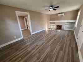 featured image of 1004 N Plum St #1