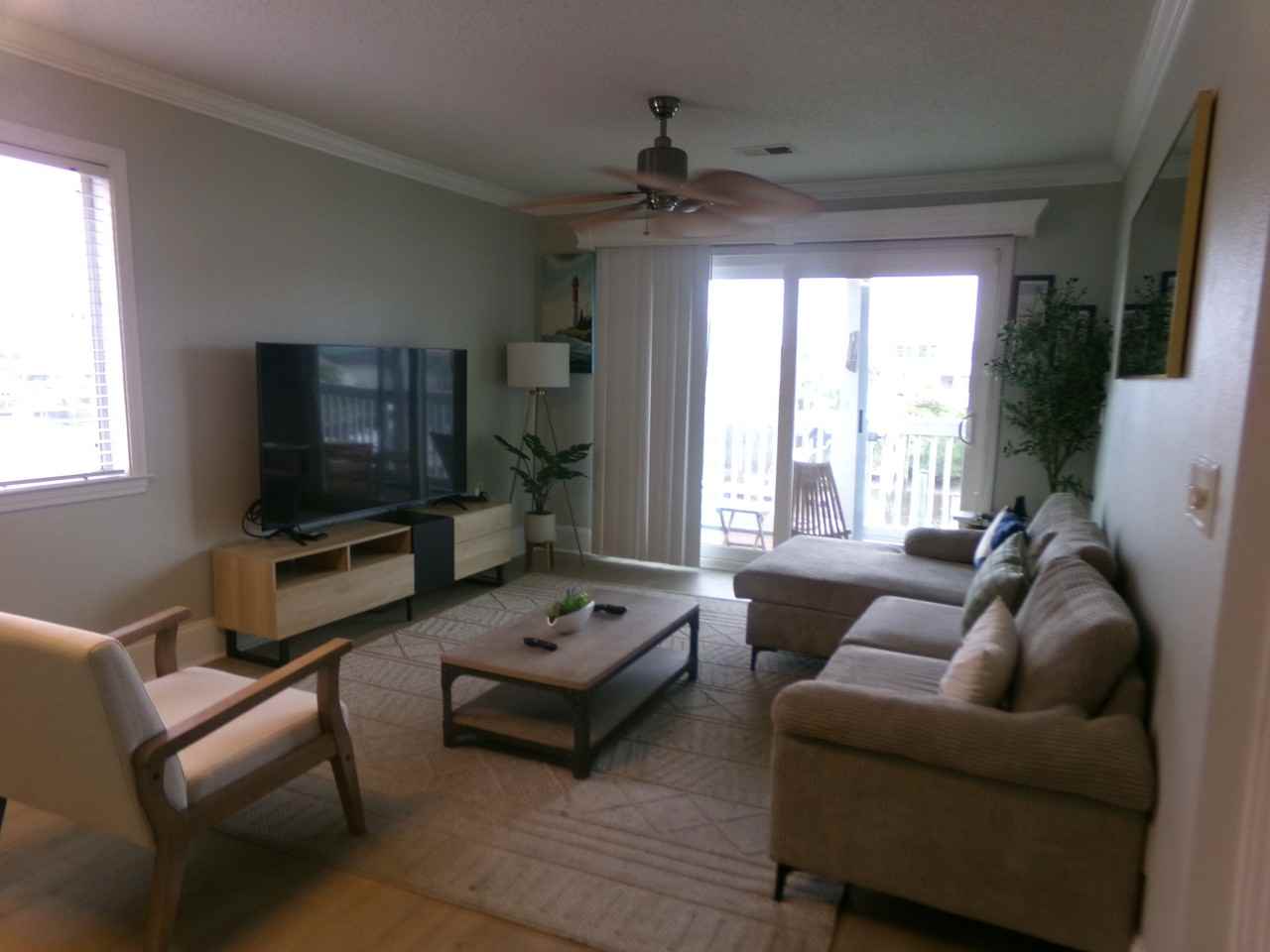 4522 North Plantation Harbour Drive E7 - 1 #1 - Photo 7 of 30