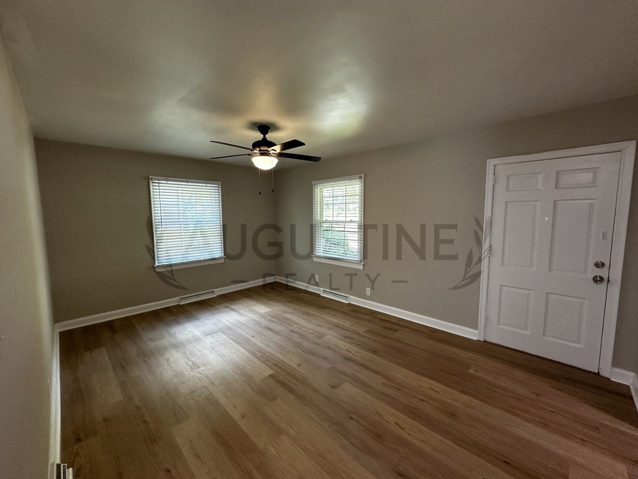 2723 Robin Hood Dr #1 - Photo 2 of 21