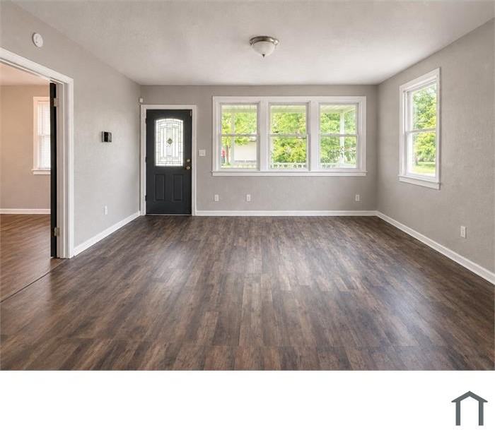 600 Plum St #1 - Photo 5 of 9