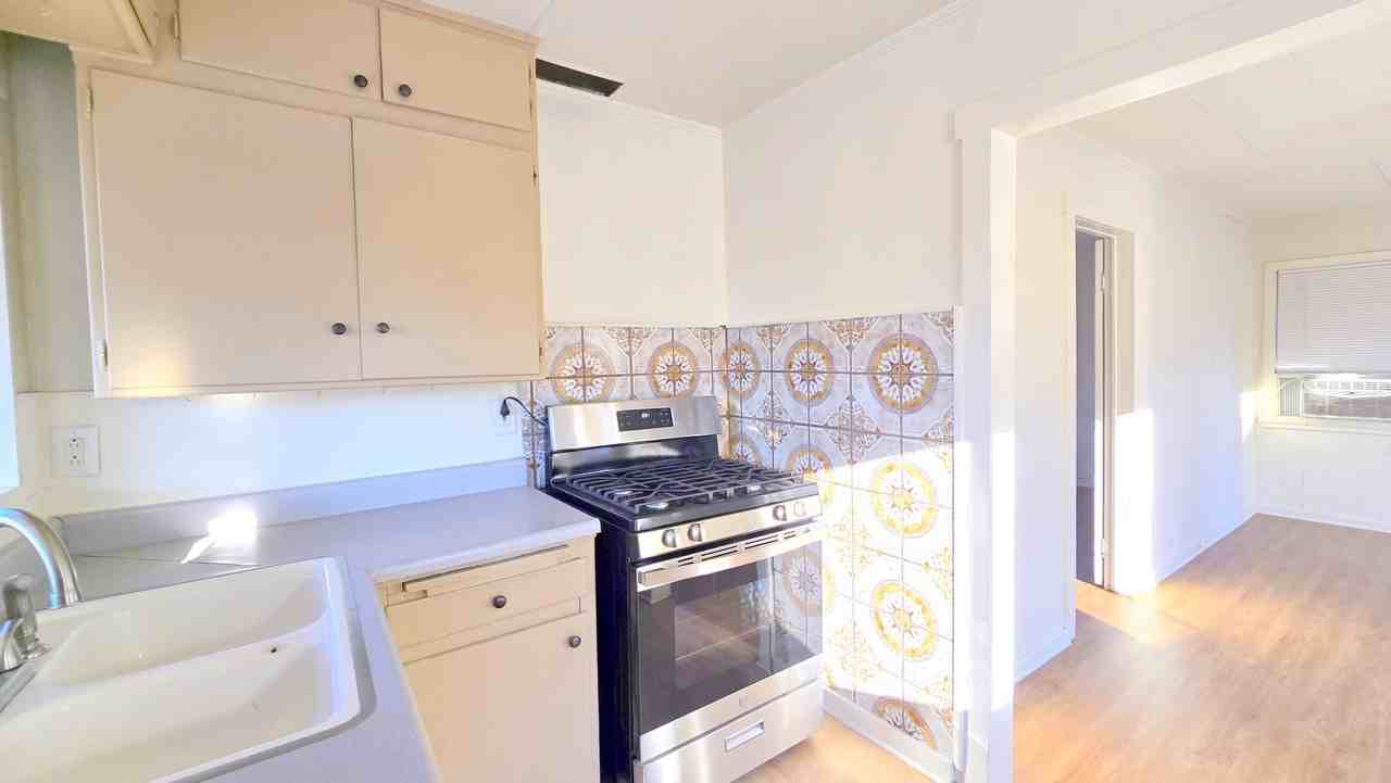 2126 Walnut Street La Verne Ca - Photo 3 of 13