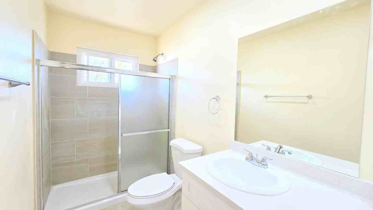 26421 Tanglewood Dr - Photo 7 of 17