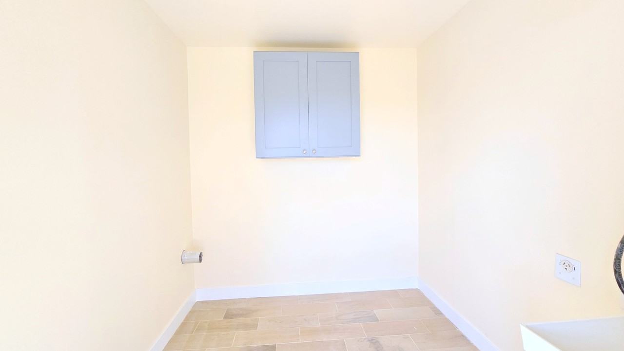 26421 Tanglewood Dr - Photo 5 of 17
