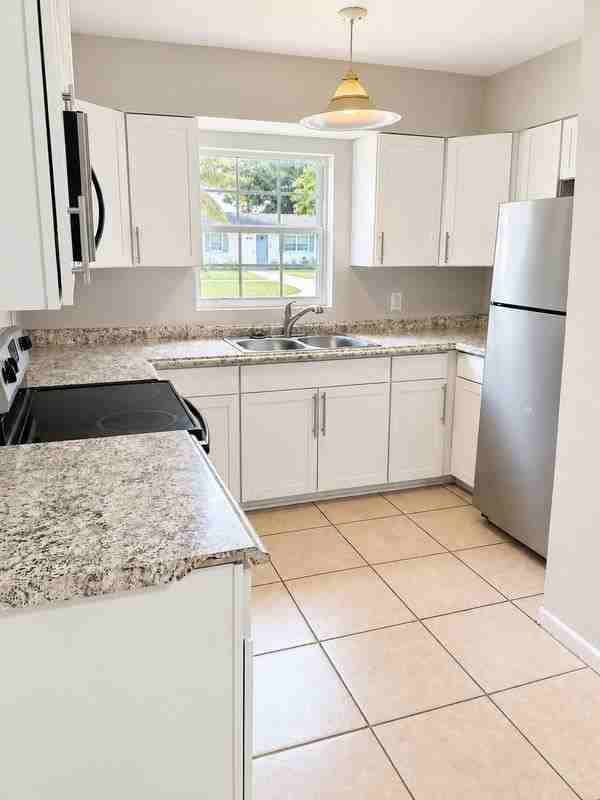 7528 Quitina Dr - Photo 4 of 16