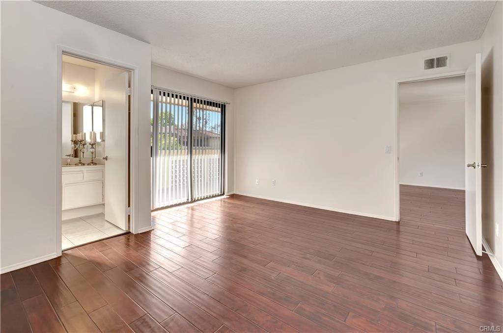 25245 Tanoak Ln - Photo 6 of 15