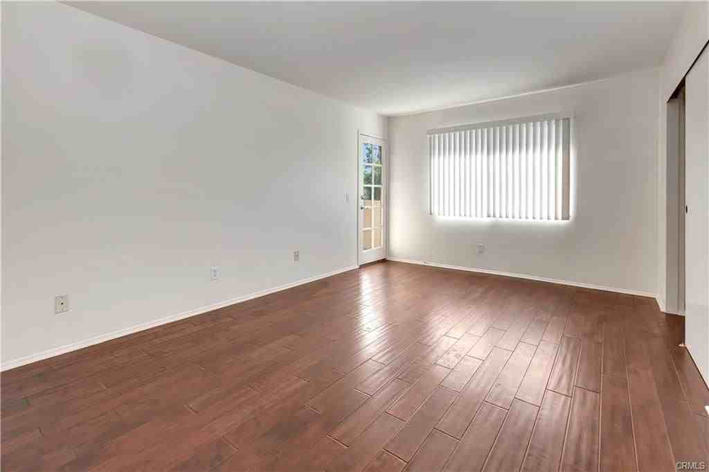 25245 Tanoak Ln - Photo 7 of 15