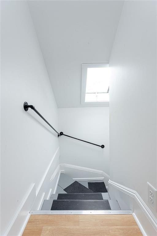 33 3rd St ##3 - Photo 6 of 17