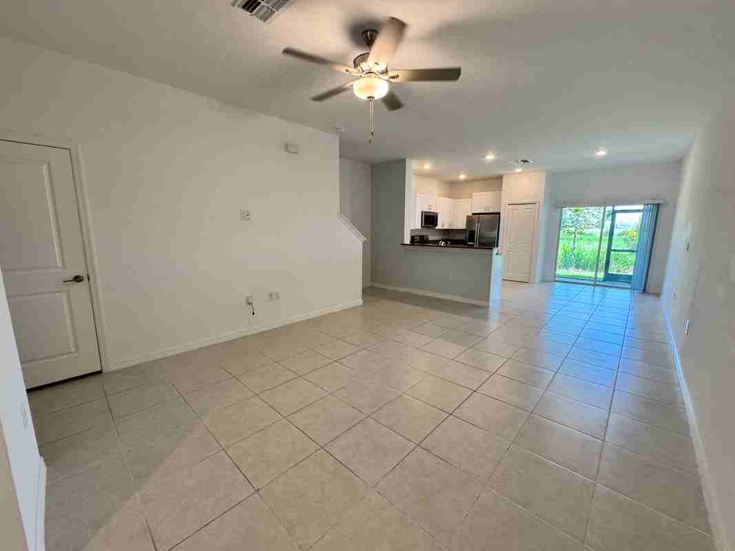 32235 Powderpuff Mimosa Dr - Photo 5 of 28