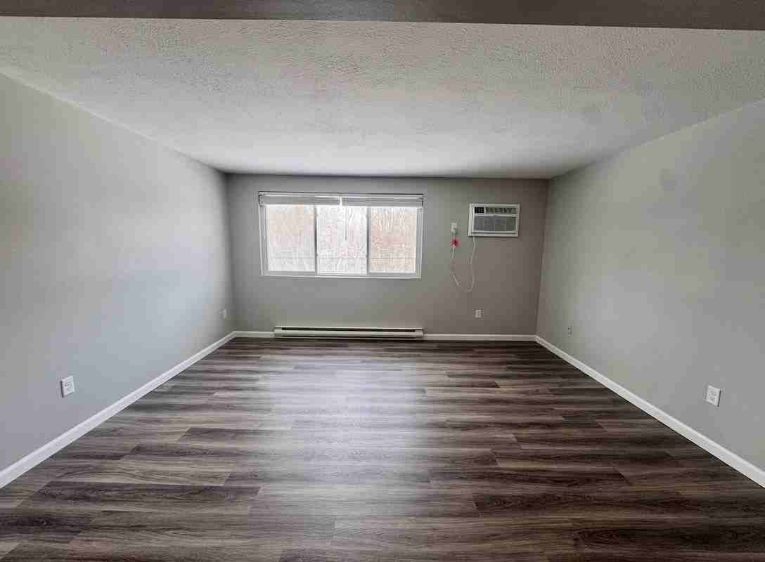 9049 Zito Dr ##6 - Photo 4 of 11