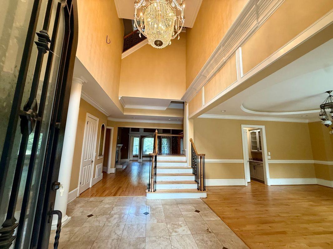 515 Brogdon Rd - Photo 3 of 16