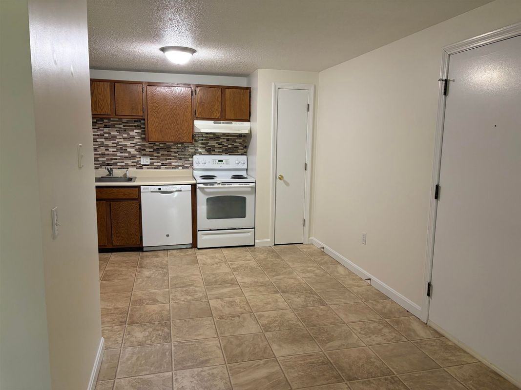 2108 White Cedar Blvd - Photo 5 of 22