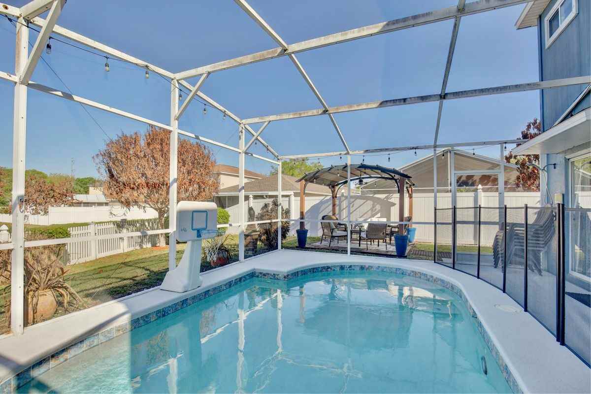 2115 Heathwood Cir - Photo 7 of 9