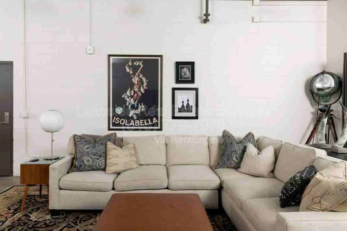 851 Fulton St W #104 - Photo 2 of 10