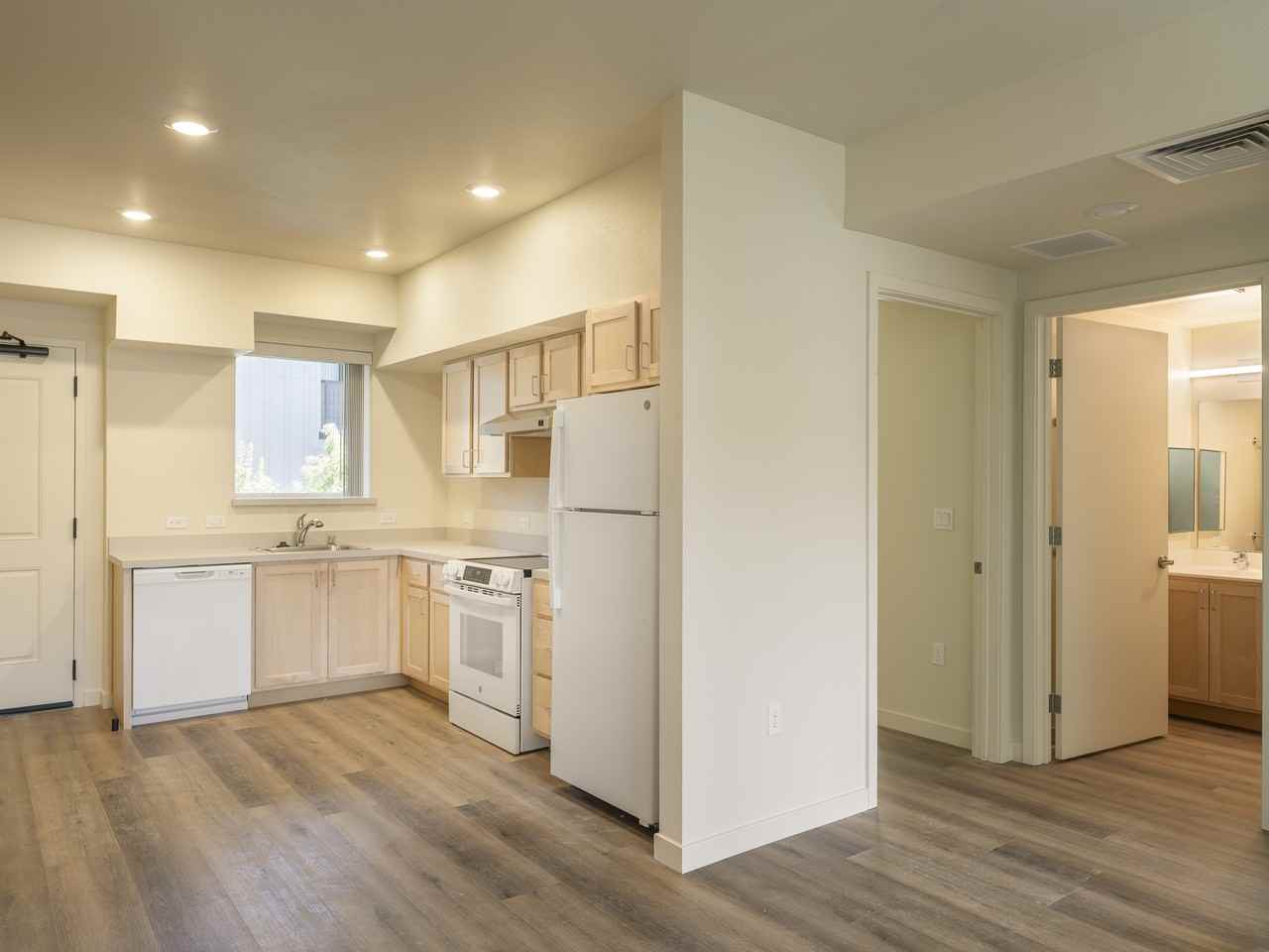1830 Boxheart Dr - Photo 6 of 12
