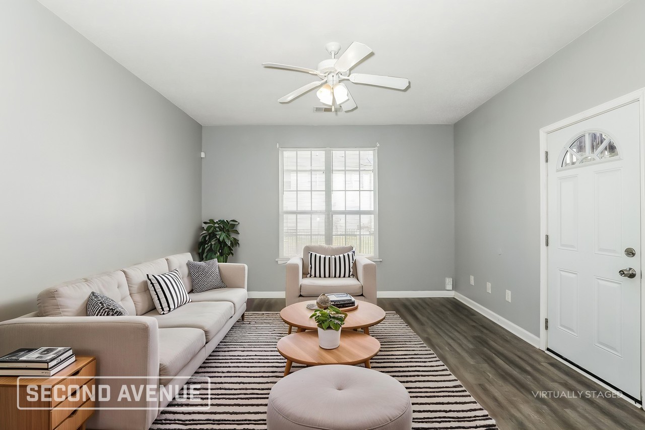 2398 Brianna Dr - Photo 4 of 18