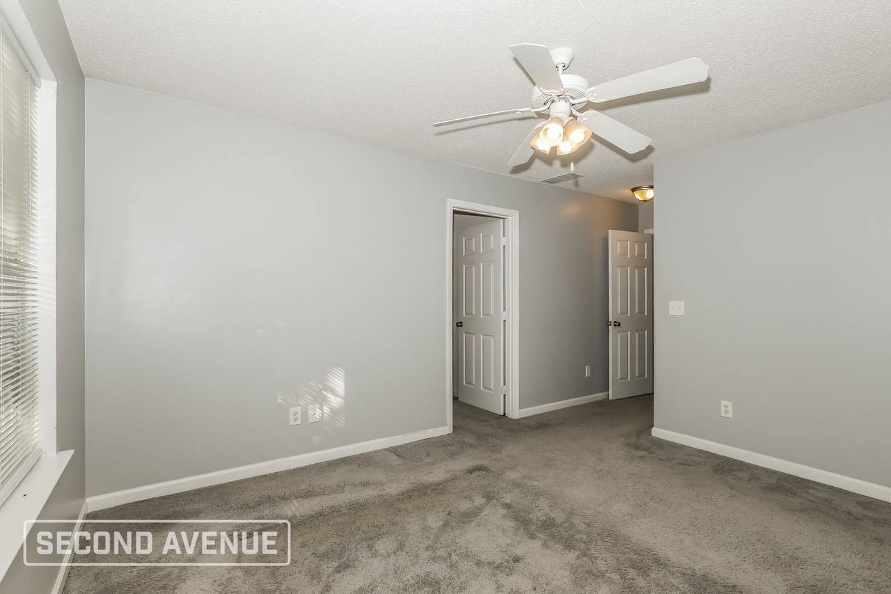 2398 Brianna Dr - Photo 5 of 18