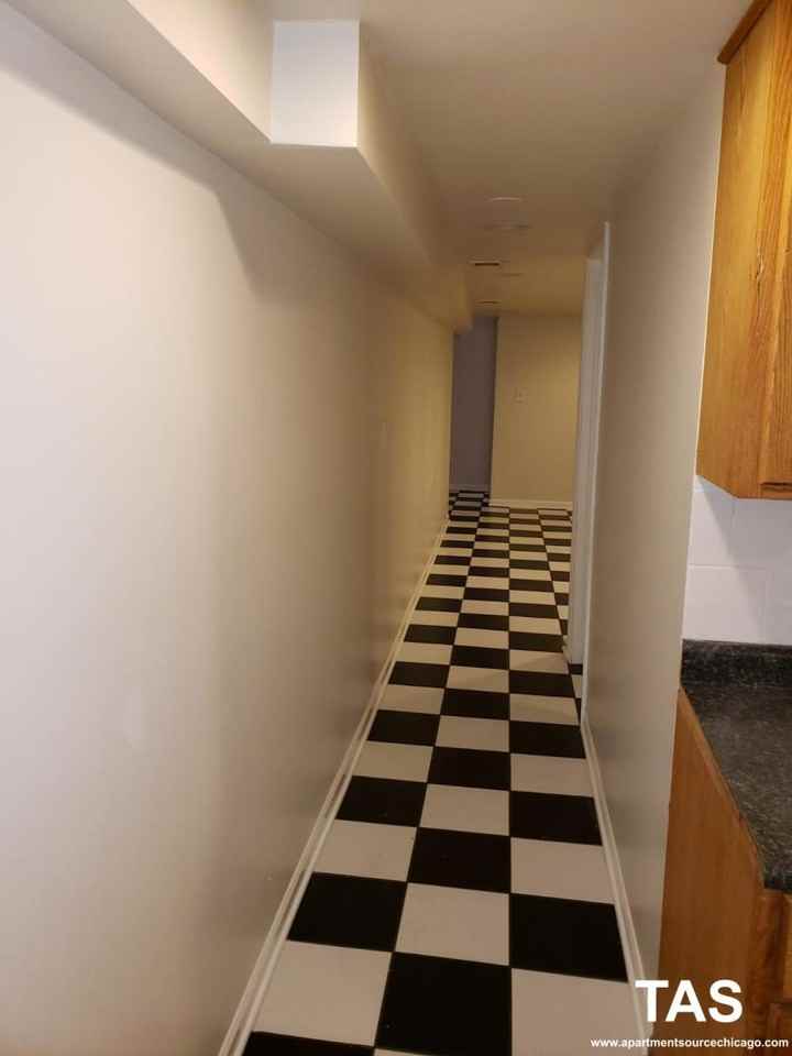 2230 N Lockwood Ave #GDN - Photo 5 of 9