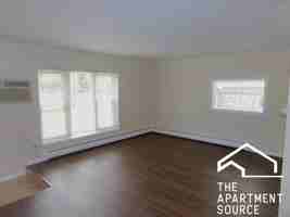 featured image of 1923 Willow Rd #4