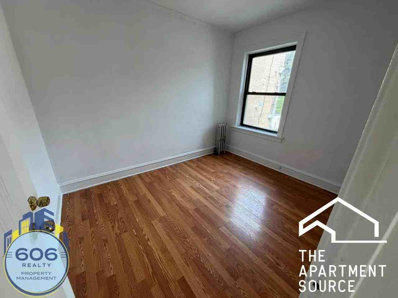 1135 W Lunt Ave #210 - Photo 6 of 14