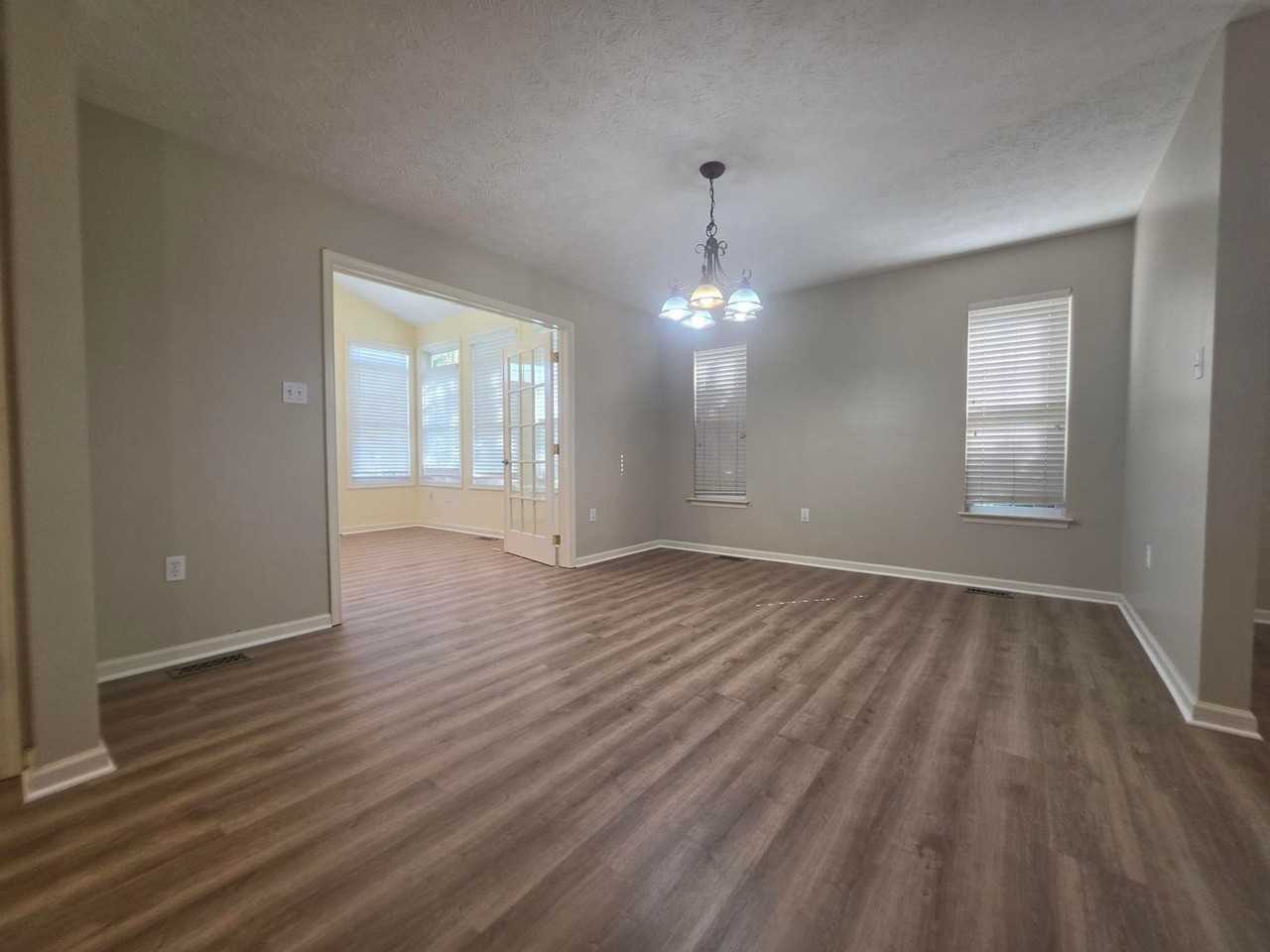 2066 Honeysuckle Ln - Photo 5 of 17