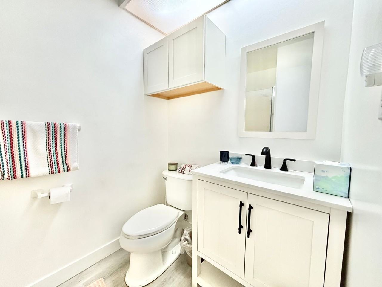 550 Ebbtide Cir - Photo 2 of 25